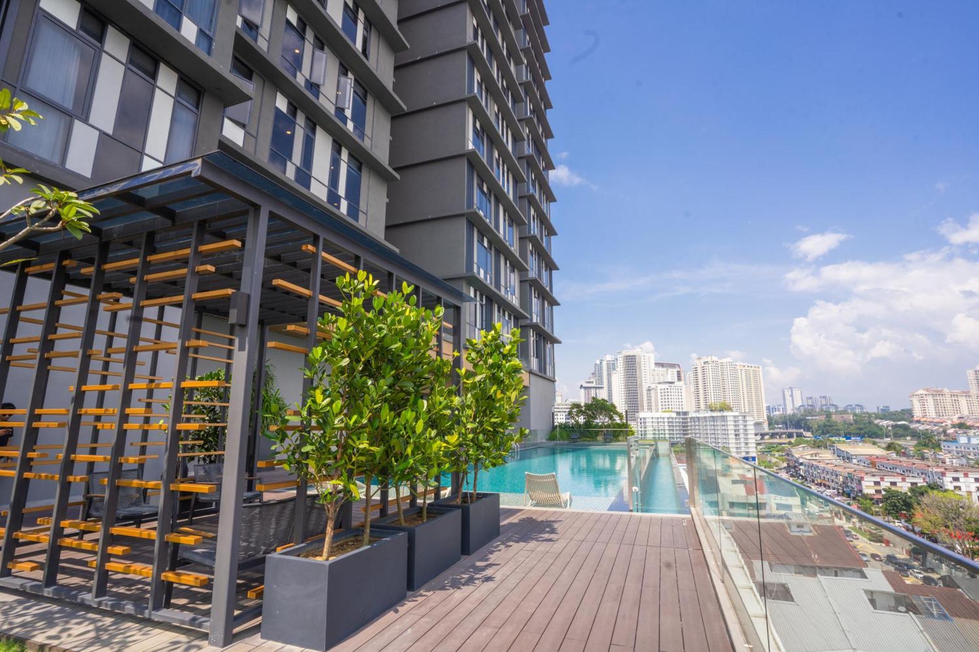 Societe Hartamas Aparthotel Куала Лумпур Екстериор снимка