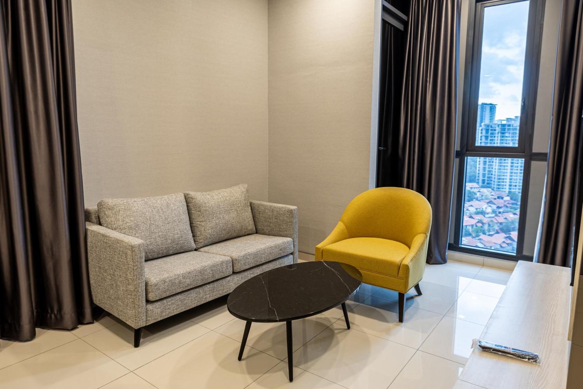 Societe Hartamas Aparthotel Куала Лумпур Екстериор снимка